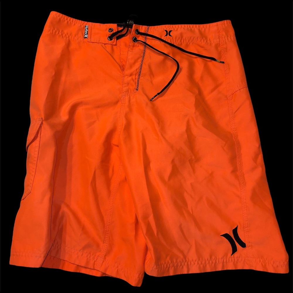 • Hurley Swim Trunks • Tag is worn off but fits like a medium •